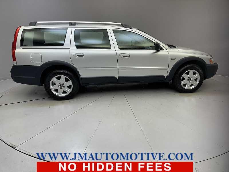 2005 Volvo Xc70 5D WAGON AWD W/SUNROOF, available for sale in Naugatuck, Connecticut | J&M Automotive Sls&Svc LLC. Naugatuck, Connecticut 2005 Volvo Xc70 5D WAGON AWD W/SUNROOF, available for sale in Naugatuck, Connecticut | J&M Automotive Sls&Svc LLC. Naugatuck, Connecticut