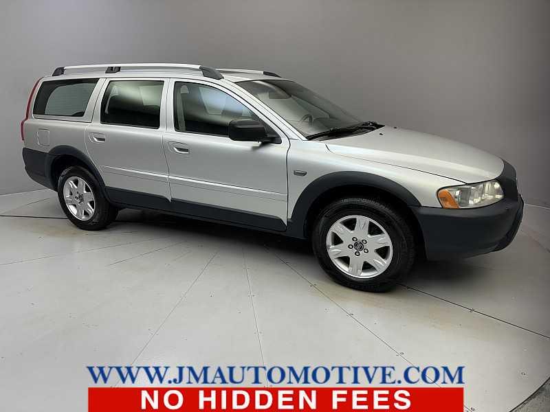2005 Volvo Xc70 5D WAGON AWD W/SUNROOF, available for sale in Naugatuck, Connecticut | J&M Automotive Sls&Svc LLC. Naugatuck, Connecticut 2005 Volvo Xc70 5D WAGON AWD W/SUNROOF, available for sale in Naugatuck, Connecticut | J&M Automotive Sls&Svc LLC. Naugatuck, Connecticut