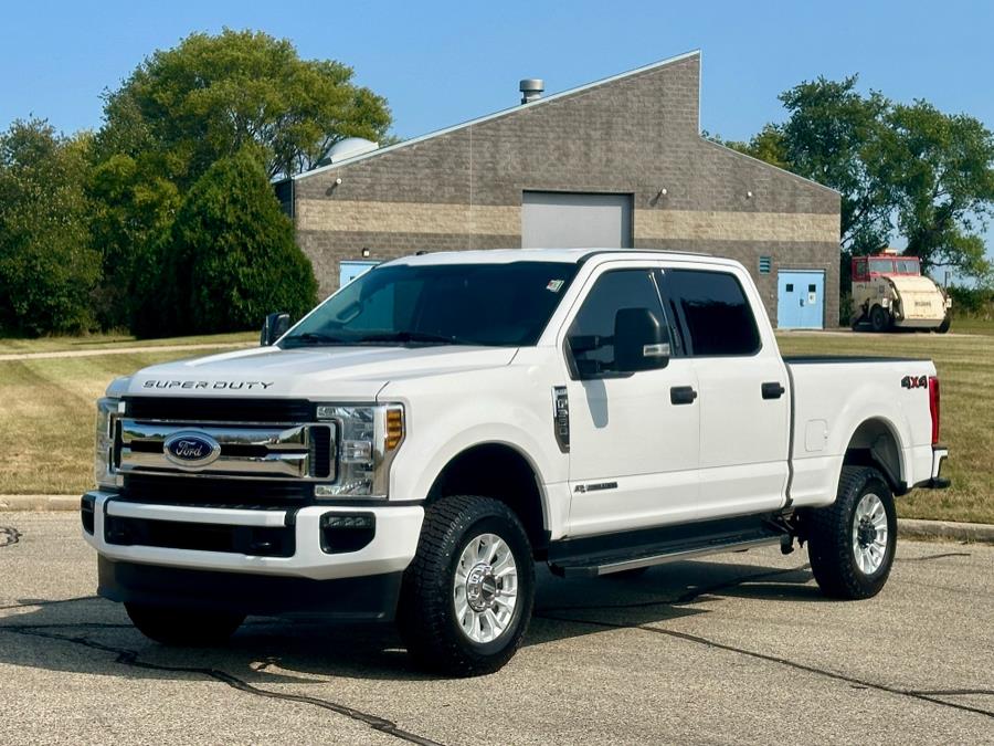 Used Ford Super Duty F-350 SRW XLT 4WD Crew Cab 6.75'' Box 2019 | Geneva Motor Cars. Darien, Wisconsin