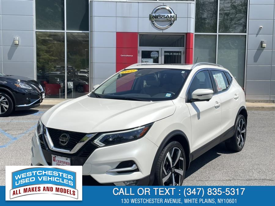 2021 Nissan Rogue Sport SL, available for sale in White Plains, New York | Apex Westchester Used Vehicles. White Plains, New York