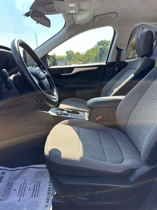 2022 Ford Escape SE AWD, available for sale in Medford, Massachusetts | A-Tech. Medford, Massachusetts 2022 Ford Escape SE AWD, available for sale in Medford, Massachusetts | A-Tech. Medford, Massachusetts