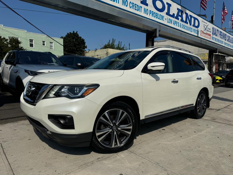 Used 2018 Nissan Pathfinder in Jamaica, New York | Sunrise Autoland. Jamaica, New York