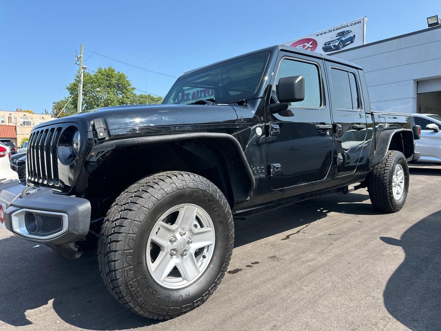 Used 2020 Jeep Gladiator in Hartford, Connecticut | Lex Autos LLC. Hartford, Connecticut