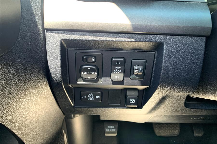 2017 Toyota Tundra 4WD SR5 CrewMax 5.5'' Bed 5.7L (Natl), available for sale in Lindenhurst, New York | Power Motor Group. Lindenhurst, New York 2017 Toyota Tundra 4WD SR5 CrewMax 5.5'' Bed 5.7L (Natl), available for sale in Lindenhurst, New York | Power Motor Group. Lindenhurst, New York