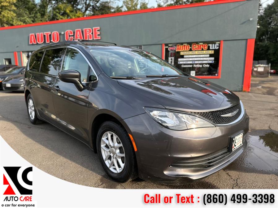 Used 2017 Chrysler Pacifica in Vernon , Connecticut | Auto Care Motors. Vernon , Connecticut