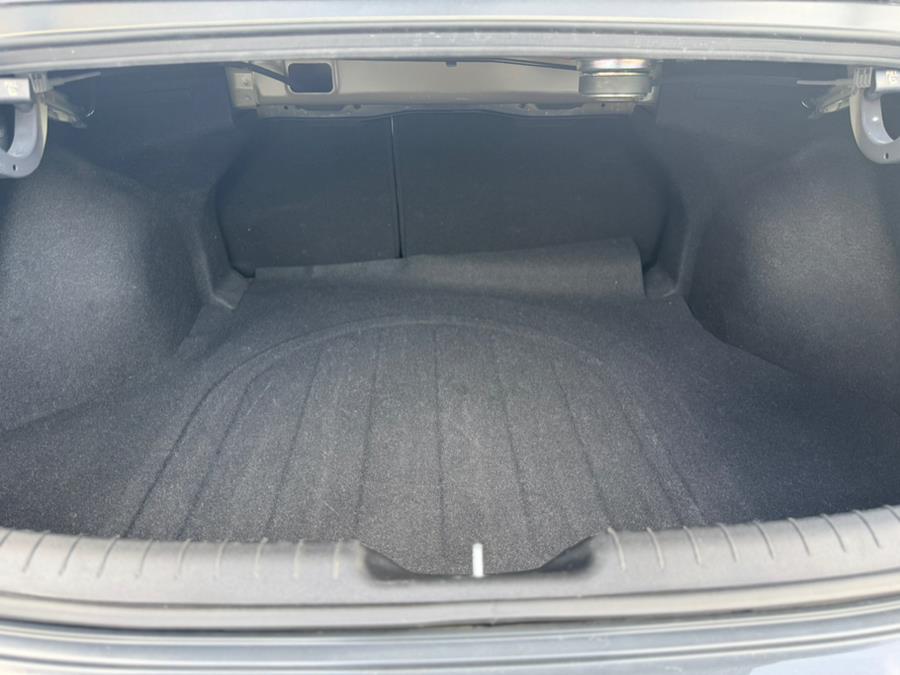 2024 Hyundai Elantra Limited IVT, available for sale in Irvington, New Jersey | RT 603 Auto Mall. Irvington, New Jersey 2024 Hyundai Elantra Limited IVT, available for sale in Irvington, New Jersey | RT 603 Auto Mall. Irvington, New Jersey