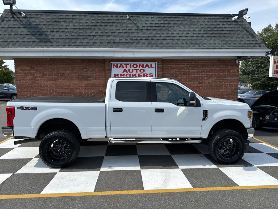 Used 2019 Ford Super Duty F-350 SRW in Waterbury, Connecticut | National Auto Brokers, Inc.. Waterbury, Connecticut