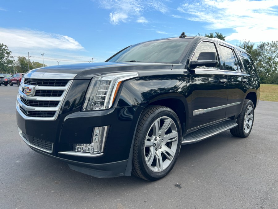 Used 2016 Cadillac Escalade in Ortonville, Michigan | Marsh Auto Sales LLC. Ortonville, Michigan