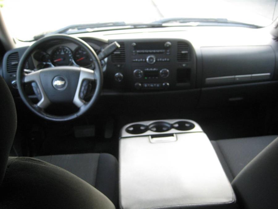2013 Chevrolet Silverado 1500 LT 4x4 4dr Crew Cab 5.8 ft. SB, available for sale in Massapequa, New York | Rite Choice Auto Inc.. Massapequa, New York 2013 Chevrolet Silverado 1500 LT 4x4 4dr Crew Cab 5.8 ft. SB, available for sale in Massapequa, New York | Rite Choice Auto Inc.. Massapequa, New York