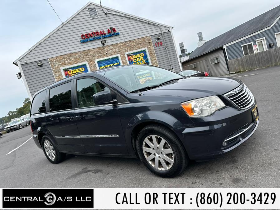 Used 2014 Chrysler Town & Country in East Windsor, Connecticut | Central A/S LLC. East Windsor, Connecticut