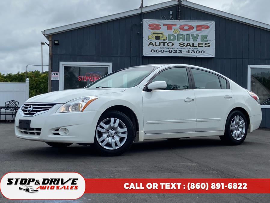 Used 2012 Nissan Altima in East Windsor, Connecticut | Stop & Drive Auto Sales. East Windsor, Connecticut