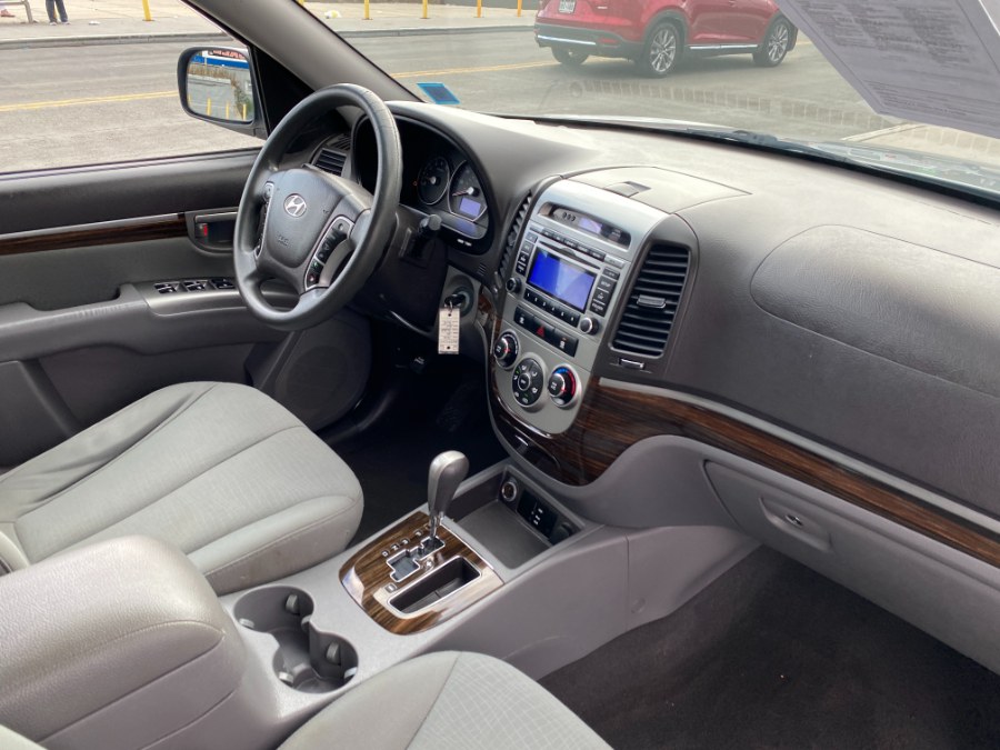 2010 Hyundai Santa Fe AWD 4dr I4 Auto GLS, available for sale in Middle Village, New York | Middle Village Motors . Middle Village, New York 2010 Hyundai Santa Fe AWD 4dr I4 Auto GLS, available for sale in Middle Village, New York | Middle Village Motors . Middle Village, New York