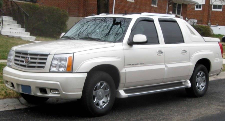 Used 2004 Cadillac Escalade EXT in Elmont, New York | Sunrise of Elmont. Elmont, New York