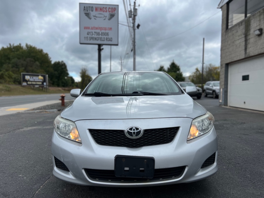 2009 Toyota Corolla LE photo 1