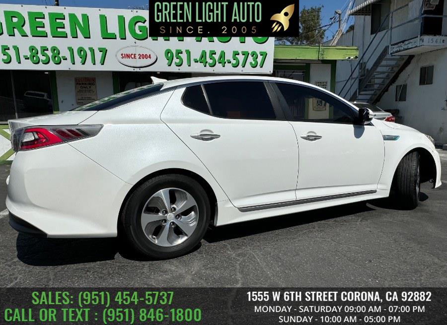 2016 Kia Optima Hybrid 4dr Sdn, available for sale in Corona, California | Green Light Auto. Corona, California 2016 Kia Optima Hybrid 4dr Sdn, available for sale in Corona, California | Green Light Auto. Corona, California