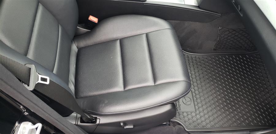 2013 Mercedes-Benz C-Class 4dr Sdn C 300 Luxury 4MATIC, available for sale in Little Ferry, New Jersey | Victoria Preowned Autos Inc. Little Ferry, New Jersey 2013 Mercedes-Benz C-Class 4dr Sdn C 300 Luxury 4MATIC, available for sale in Little Ferry, New Jersey | Victoria Preowned Autos Inc. Little Ferry, New Jersey