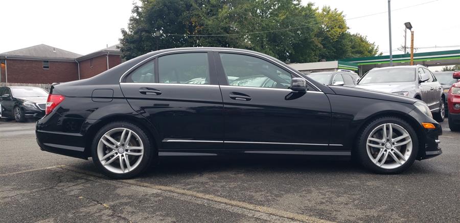2013 Mercedes-Benz C-Class 4dr Sdn C 300 Luxury 4MATIC, available for sale in Little Ferry, New Jersey | Victoria Preowned Autos Inc. Little Ferry, New Jersey 2013 Mercedes-Benz C-Class 4dr Sdn C 300 Luxury 4MATIC, available for sale in Little Ferry, New Jersey | Victoria Preowned Autos Inc. Little Ferry, New Jersey