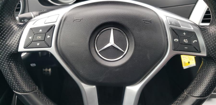 2013 Mercedes-Benz C-Class 4dr Sdn C 300 Luxury 4MATIC, available for sale in Little Ferry, New Jersey | Victoria Preowned Autos Inc. Little Ferry, New Jersey 2013 Mercedes-Benz C-Class 4dr Sdn C 300 Luxury 4MATIC, available for sale in Little Ferry, New Jersey | Victoria Preowned Autos Inc. Little Ferry, New Jersey