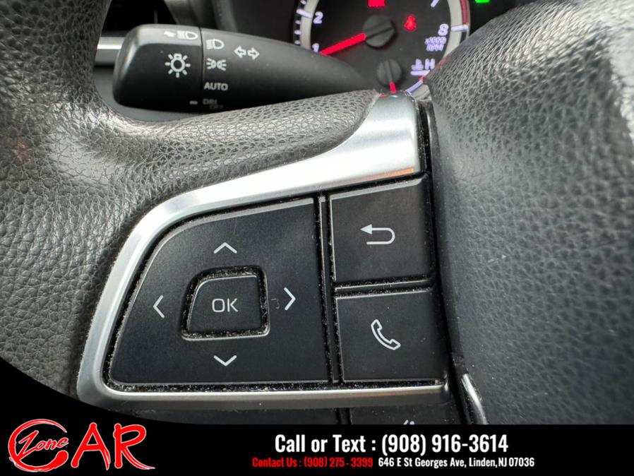 2021 Toyota Highlander L AWD (Natl), available for sale in Linden, New Jersey | Car Zone. Linden, New Jersey 2021 Toyota Highlander L AWD (Natl), available for sale in Linden, New Jersey | Car Zone. Linden, New Jersey