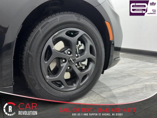 2022 Chrysler Pacifica Hybrid Limited, available for sale in Avenel, New Jersey | Car Revolution. Avenel, New Jersey 2022 Chrysler Pacifica Hybrid Limited, available for sale in Avenel, New Jersey | Car Revolution. Avenel, New Jersey