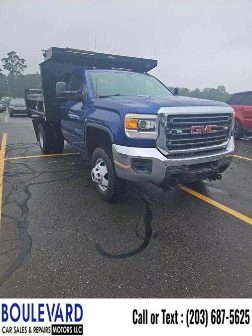 Used 2015 GMC Sierra 3500 Hd Regular Cab & Chassis in New Haven, Connecticut | Boulevard Motors LLC. New Haven, Connecticut