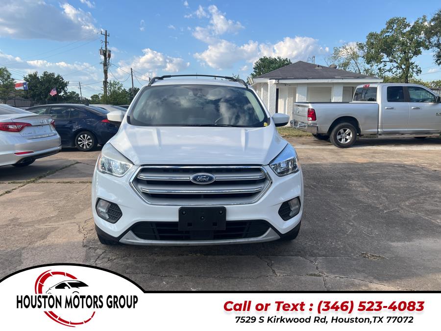 Used 2018 Ford Escape in Houston, Texas | Houston Motors Group LLC. Houston, Texas