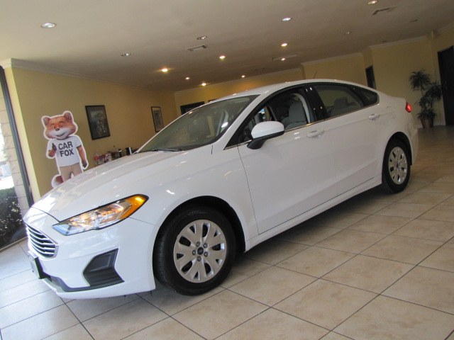 Ford Fusion's photo