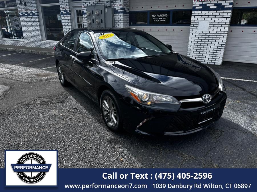 Used 2017 Toyota Camry in Wilton, Connecticut | Performance Motor Cars Of Connecticut LLC. Wilton, Connecticut