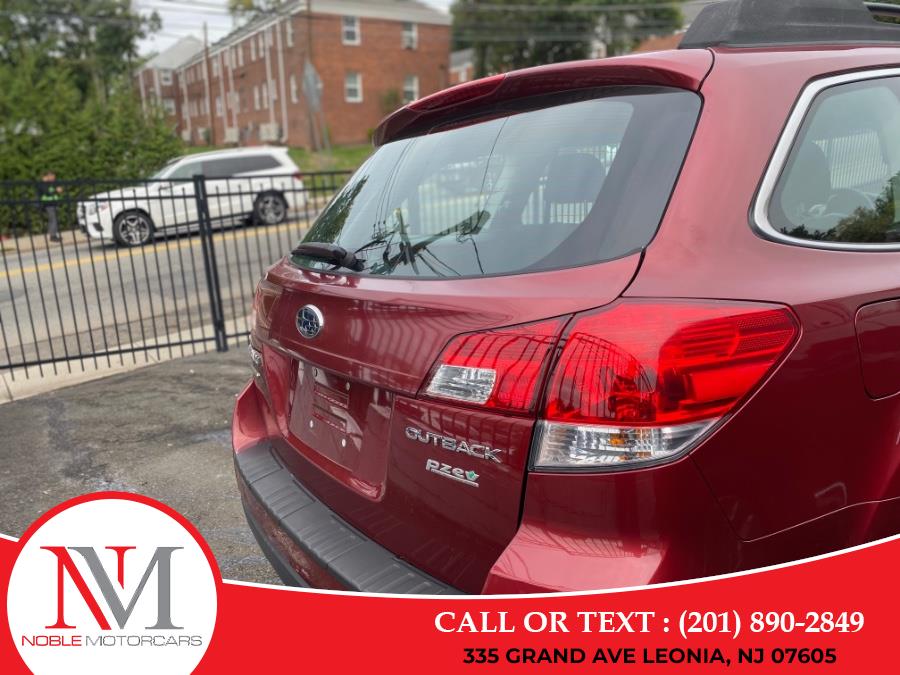 2013 Subaru Outback 4dr Wgn H4 Auto 2.5i, available for sale in Leonia, New Jersey | Noble Motor Cars LLC. Leonia, New Jersey 2013 Subaru Outback 4dr Wgn H4 Auto 2.5i, available for sale in Leonia, New Jersey | Noble Motor Cars LLC. Leonia, New Jersey