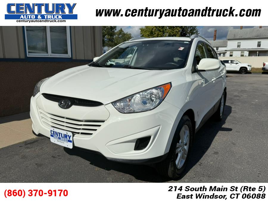 Hyundai Tucson 2011 in East Windsor, Ellington, Windsor, Bloomfield