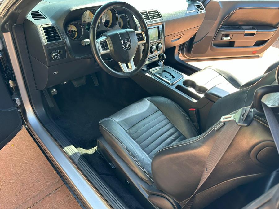 2014 Dodge Challenger 2dr Cpe SXT Plus, available for sale in Irvington, New Jersey | Chancellor Auto Grp Intl Co. Irvington, New Jersey 2014 Dodge Challenger 2dr Cpe SXT Plus, available for sale in Irvington, New Jersey | Chancellor Auto Grp Intl Co. Irvington, New Jersey