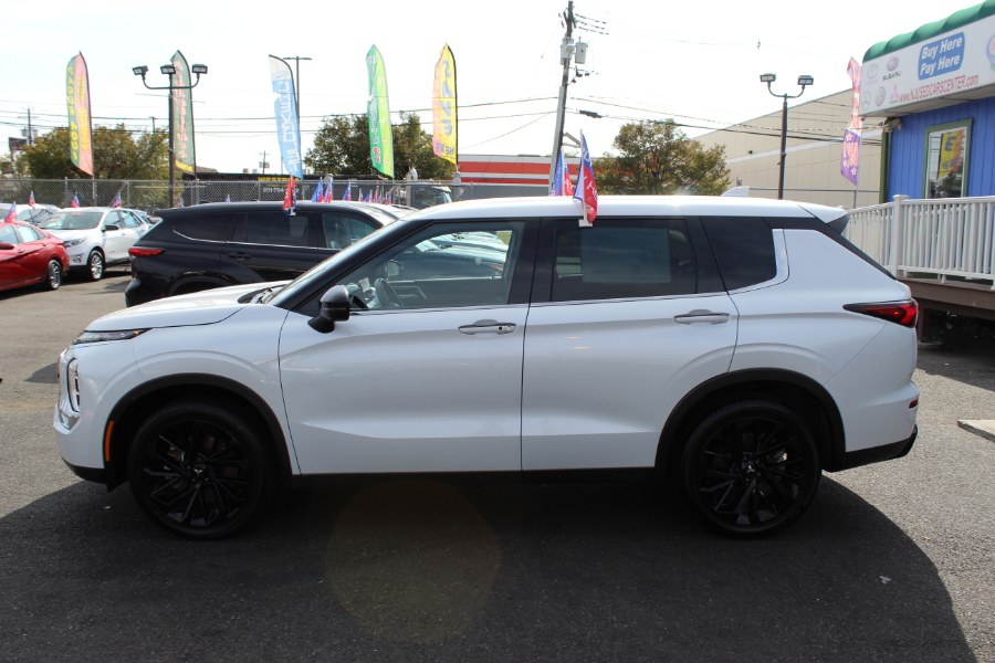 2023 Mitsubishi Outlander SE S-AWC, available for sale in Irvington, New Jersey | NJ Used Cars Center. Irvington, New Jersey 2023 Mitsubishi Outlander SE S-AWC, available for sale in Irvington, New Jersey | NJ Used Cars Center. Irvington, New Jersey
