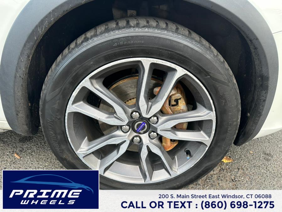 2016 Volvo V60 Cross Country 4dr Wgn T5 AWD, available for sale in East Windsor, Connecticut | Prime Wheels. East Windsor, Connecticut 2016 Volvo V60 Cross Country 4dr Wgn T5 AWD, available for sale in East Windsor, Connecticut | Prime Wheels. East Windsor, Connecticut