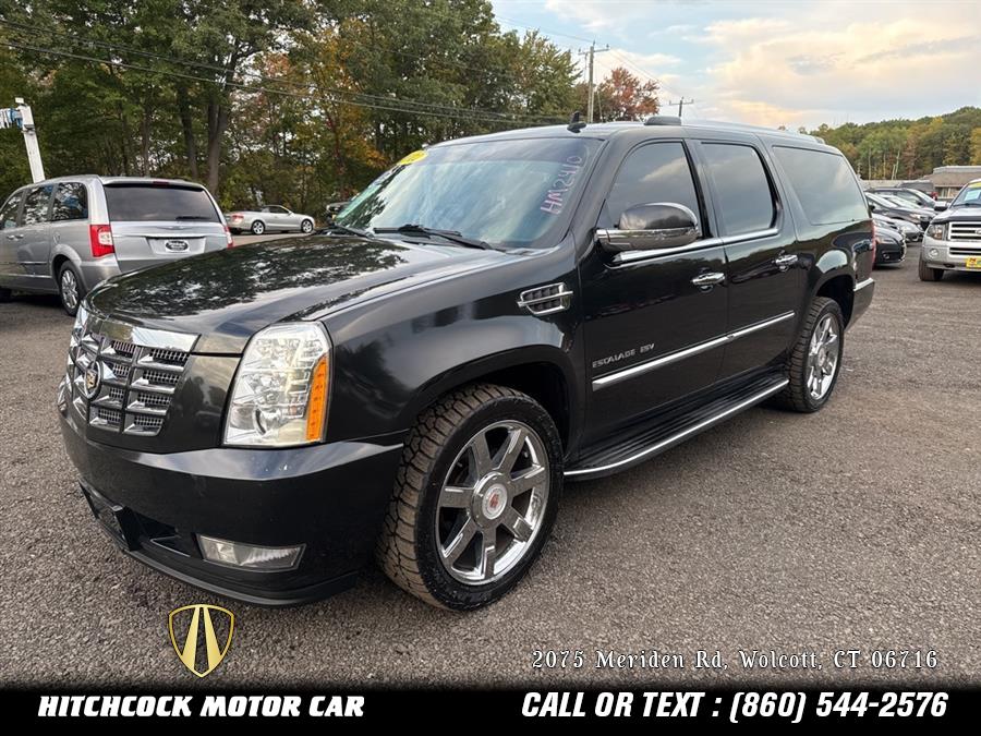 Used 2012 Cadillac Escalade Esv in Wolcott, Connecticut | Hitchcock Motor Car. Wolcott, Connecticut