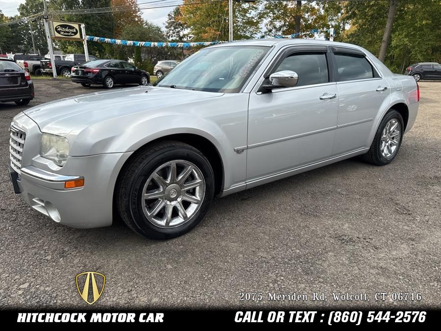 Used 2005 Chrysler 300c in Wolcott, Connecticut | Hitchcock Motor Car. Wolcott, Connecticut