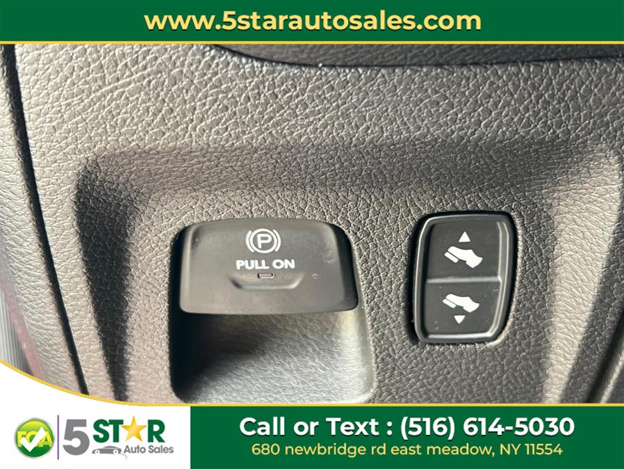 2021 Ram 1500 Laramie photo 16