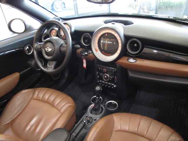 2012 MINI Cooper Base photo 12