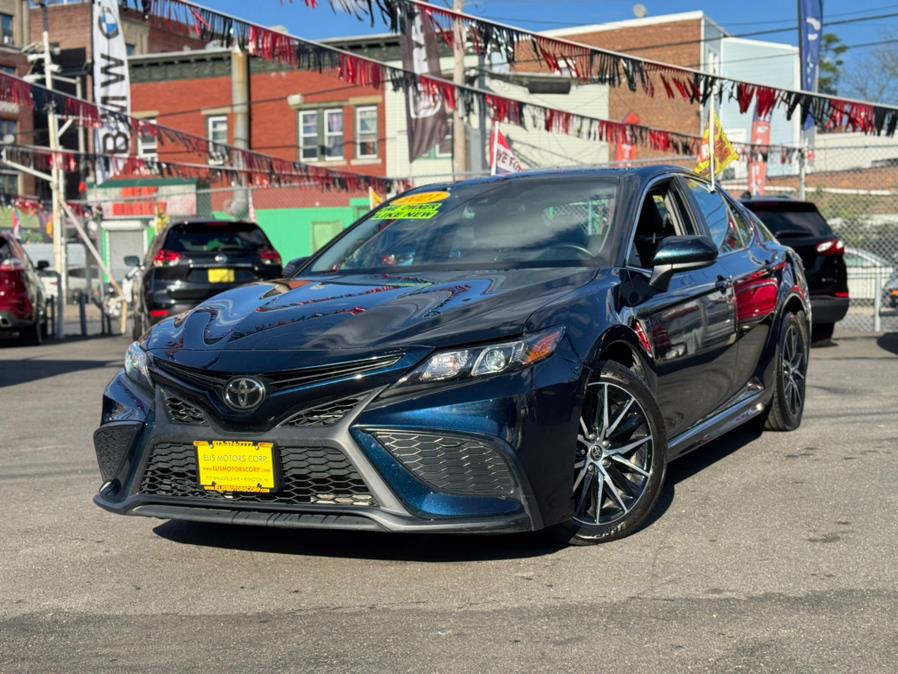 Used 2021 Toyota Camry in Irvington, New Jersey | Elis Motors Corp. Irvington, New Jersey