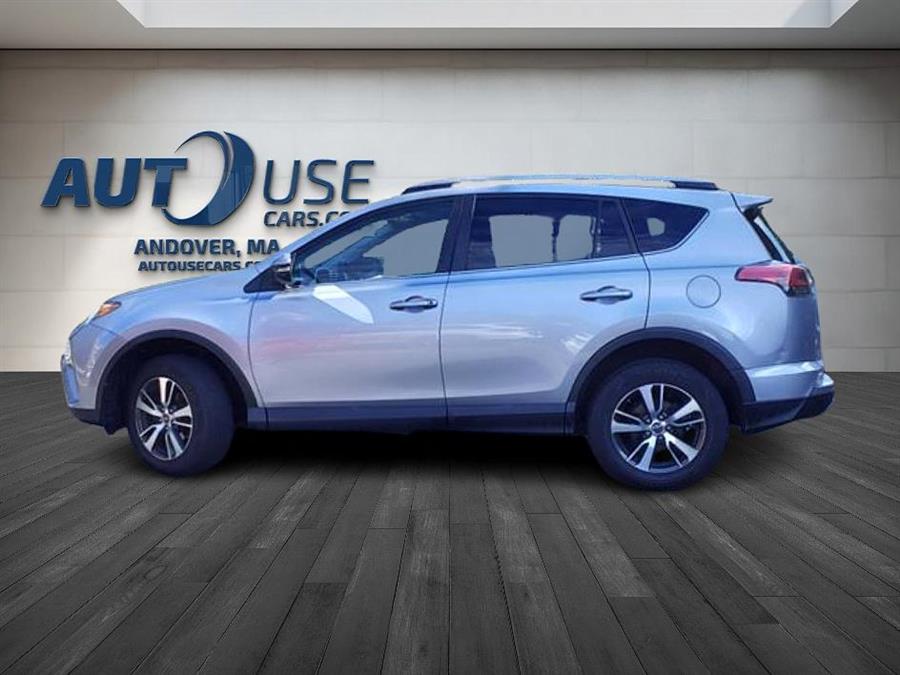2018 Toyota RAV4 XLE photo 7