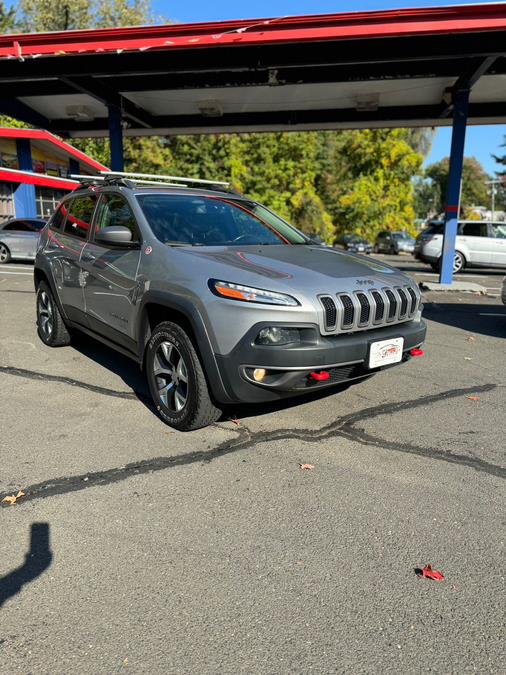 Used 2017 Jeep Cherokee in Windsor Locks, Connecticut | JANNA MOTORS LLC. Windsor Locks, Connecticut