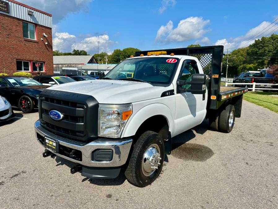 Used Ford Super Duty F-350 DRW 4WD Reg Cab 141" WB 60" CA XL 2011 | Mike And Tony Auto Sales, Inc. South Windsor, Connecticut