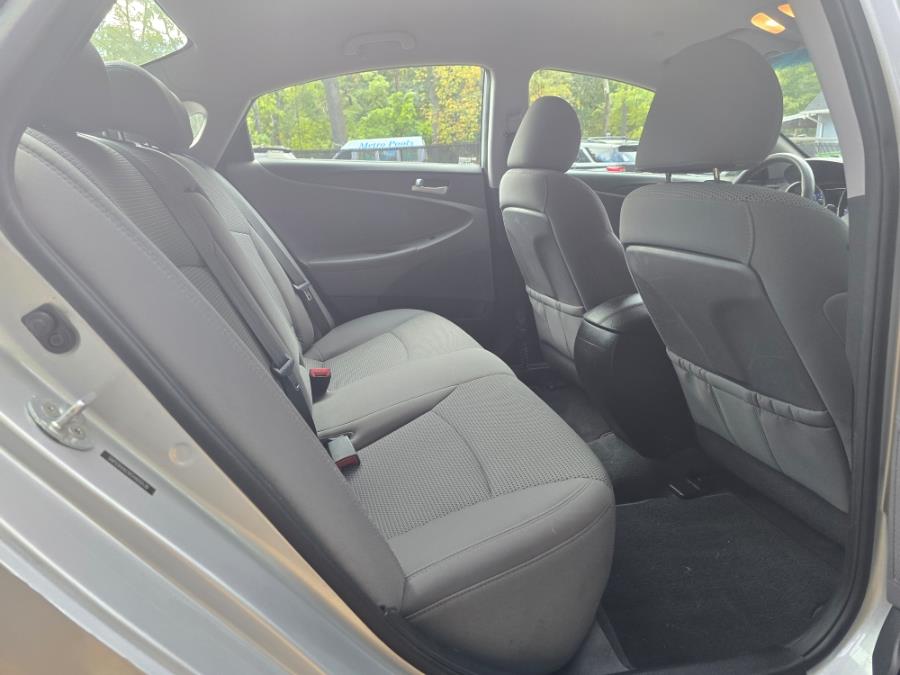 2012 Hyundai Sonata 4dr Sdn 2.4L Auto Limited PZEV, available for sale in Bloomingdale, New Jersey | Bloomingdale Auto Group. Bloomingdale, New Jersey 2012 Hyundai Sonata 4dr Sdn 2.4L Auto Limited PZEV, available for sale in Bloomingdale, New Jersey | Bloomingdale Auto Group. Bloomingdale, New Jersey