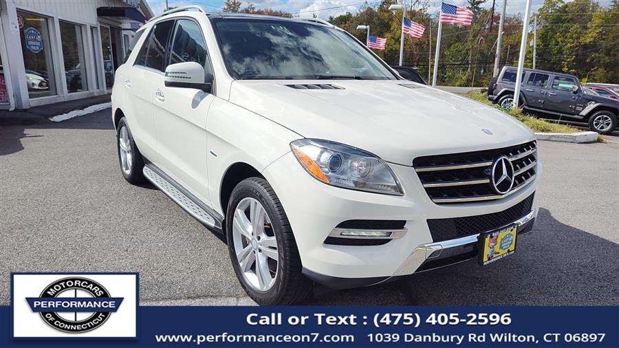 Used 2012 Mercedes-Benz M-Class in Wilton, Connecticut | Performance Motor Cars Of Connecticut LLC. Wilton, Connecticut