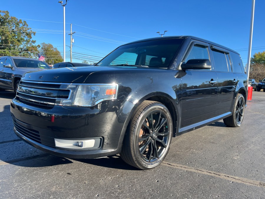 Used 2017 Ford Flex in Ortonville, Michigan | Marsh Auto Sales LLC. Ortonville, Michigan