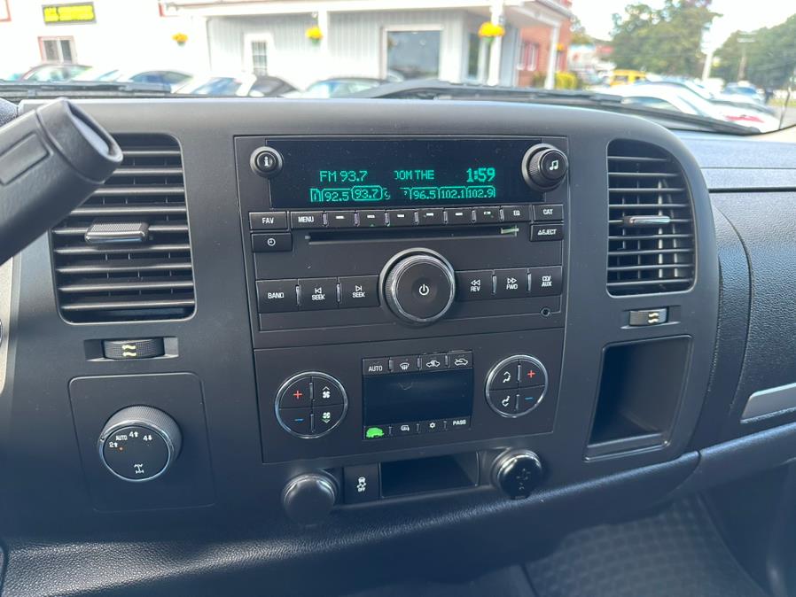 2012 Chevrolet Silverado 1500 4WD Crew Cab 143.5" LT, available for sale in South Windsor, Connecticut | Mike And Tony Auto Sales, Inc. South Windsor, Connecticut 2012 Chevrolet Silverado 1500 4WD Crew Cab 143.5" LT, available for sale in South Windsor, Connecticut | Mike And Tony Auto Sales, Inc. South Windsor, Connecticut