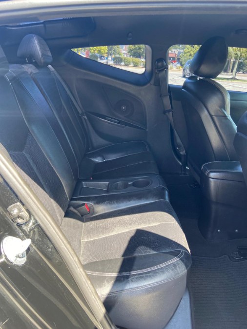 2016 Hyundai Veloster 3dr Cpe Man Turbo, available for sale in Bronx, New York | Carwink USA. Bronx, New York 2016 Hyundai Veloster 3dr Cpe Man Turbo, available for sale in Bronx, New York | Carwink USA. Bronx, New York