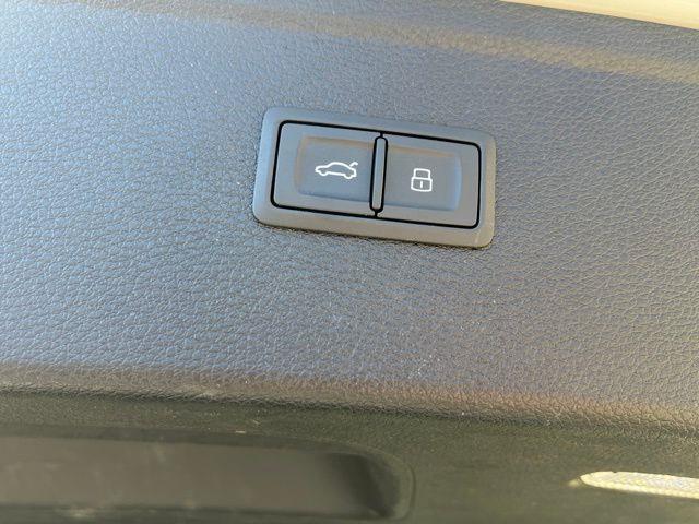 2020 Audi Q5 45 Premium Plus, available for sale in Floral Park, New York | Shop Auto NY. Floral Park, New York 2020 Audi Q5 45 Premium Plus, available for sale in Floral Park, New York | Shop Auto NY. Floral Park, New York
