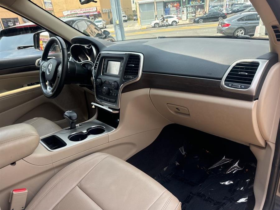 2015 Jeep Grand Cherokee Laredo, available for sale in Floral Park, New York | Shop Auto NY. Floral Park, New York 2015 Jeep Grand Cherokee Laredo, available for sale in Floral Park, New York | Shop Auto NY. Floral Park, New York