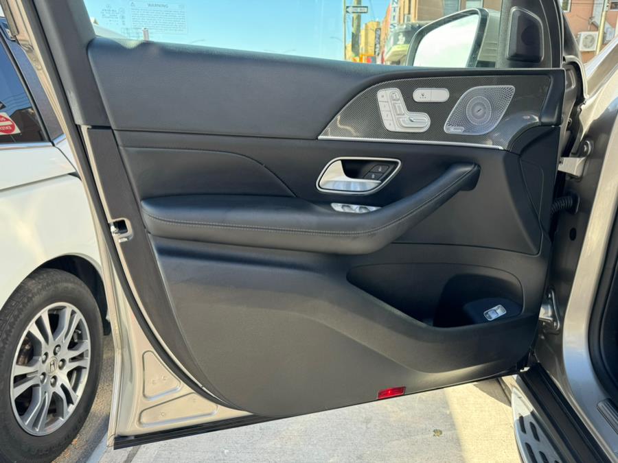 2020 Mercedes-Benz GLE GLE 350 4MATIC SUV, available for sale in Jamaica, New York | Sunrise Autoland. Jamaica, New York 2020 Mercedes-Benz GLE GLE 350 4MATIC SUV, available for sale in Jamaica, New York | Sunrise Autoland. Jamaica, New York