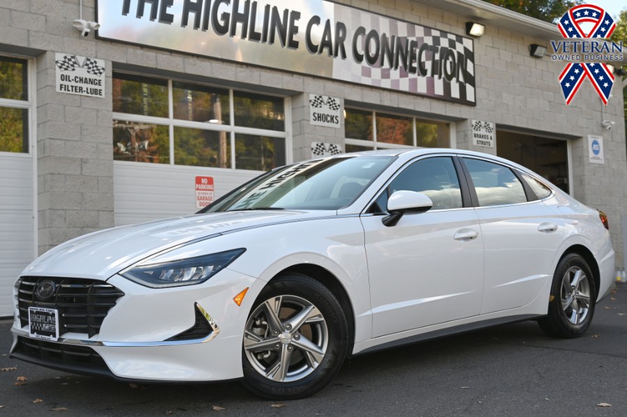 Used 2021 Hyundai Sonata in Waterbury, Connecticut | Highline Car Connection. Waterbury, Connecticut